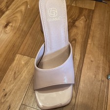 High Triangular Heel Square