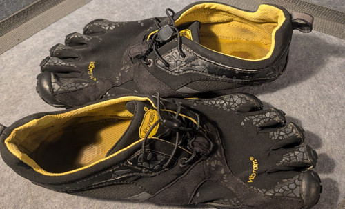Vibram five fingers - five, men