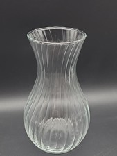 Lovely Swirl Ripped Glass Vase