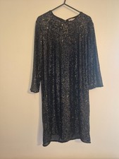 H&M Size M Black Sequin Knee