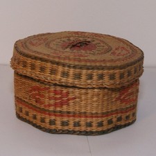 Small Vintage Woven Sweet