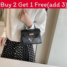 Luxurious Crocodile Pattern