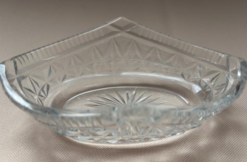 Small vintage crystal cut - small,