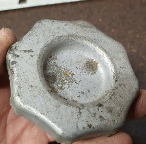 Unknown radiator cap - unknown,