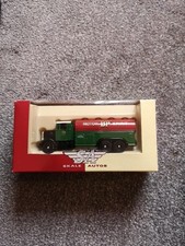 Hornby BP Scammell Tanker