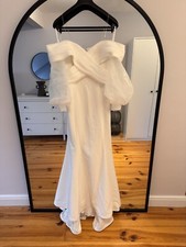 Stunning Wedding Dress / Brand