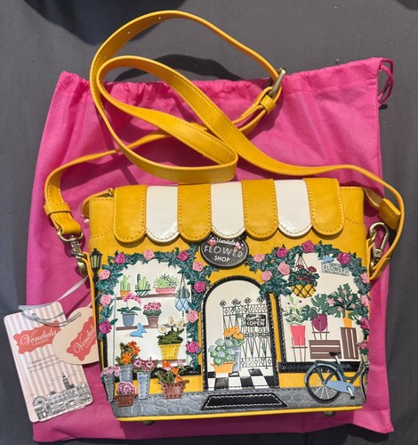 Bnwt vendula london - vendula, flower