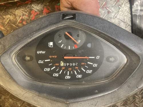 Honda lead scv 100 - lead, speedo