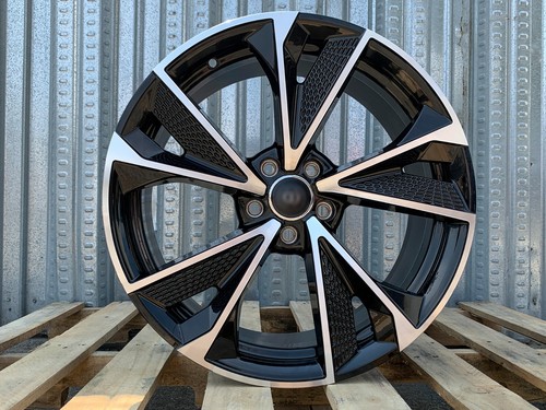 19x8 black machined - , face
