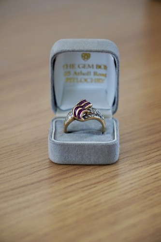 Exquisite 14ct gold ruby - gold, &