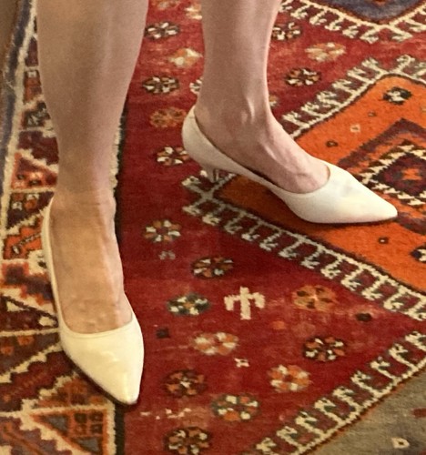 White vintage shoes possibly - shoes, (possibly
