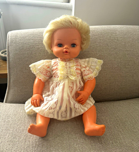 Palitoy tiny tears 1970s girl - tiny,