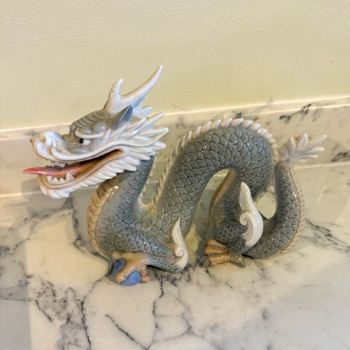 Large vintage chinese dragon - vintage,