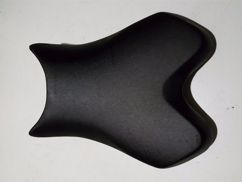 Yamaha 2009 pilot seat - r1,