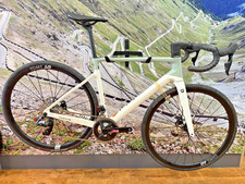 Focus Paralane 8.8 Rival AXS