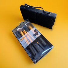 Real Techniques 4PC Core Collection Makeup Brush Set with 2 in 1 case & stand