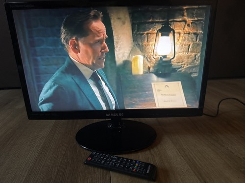 Samsung lt22a300ew - samsung, 22”