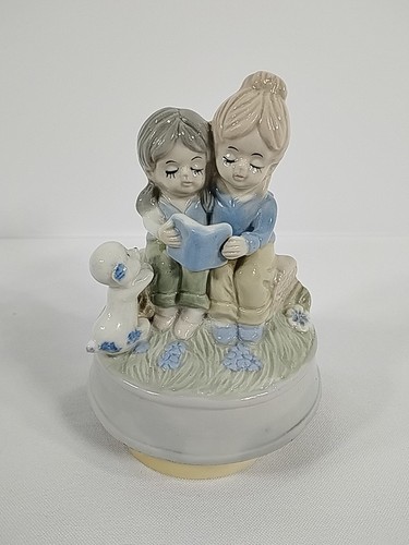 Music box hummel girls - hummel, reading