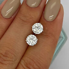 2Ct Round Cut VVS1 Diamond