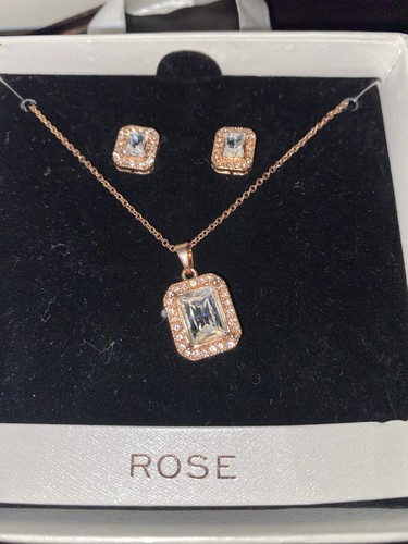 Rose gold coloured - gold, faux