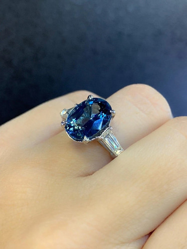 2ct oval cut - cut, blue