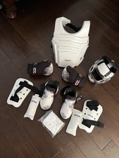 Taekwondo Sparring Set. Chest