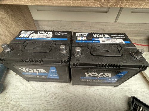 12v 60ah deep cycle - 2x,