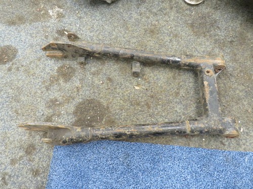 Triumph swinging arm t120 tr6 - triumph,