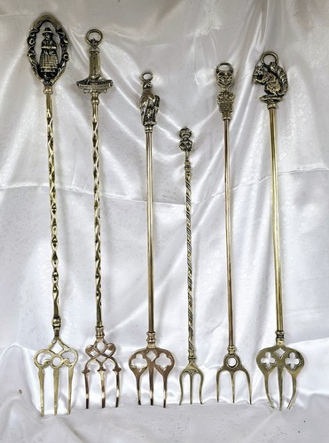 Vintage brass toasting forks - 6,