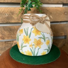 Daffodil And Bumble Bee Glass Vase Twine Wooden Heart Gift Home Decor