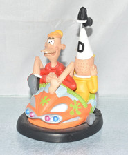 2001 ROBERT HARROP DO06  BEANO DODGEMS COLLECTION PLUG & SMIFFY