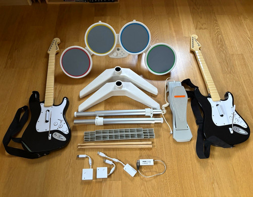 Rock band wii fender - rock,