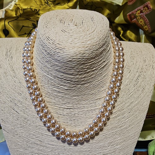 Ivory simulated pearl necklace - simulated,