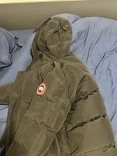 Canada Goose Men's Large