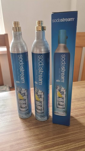 Empty sodastream co2 gas - 2,