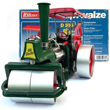 AN FINE VINTAGE WILESCO OLD SMOKY D365 LIVE STEAM ROLLER ENGINE WITH BOX