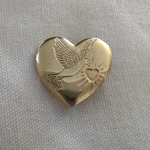 Variety club gold heart pin - club,
