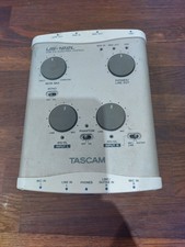 Tascam US-122L USB 2.0 Audio/Midi Interface