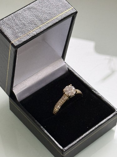 New condition 1ct diamonique - condition,