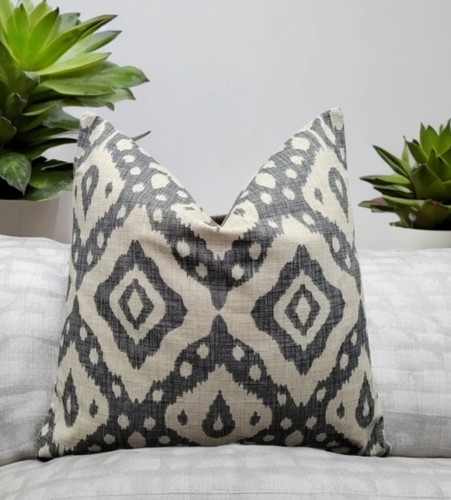 Decorative aztec cushion - ,