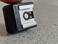 Minolta FS-1100 Flash Adapter Shoe for Dynax Shoe Camera Flash to standard ISO