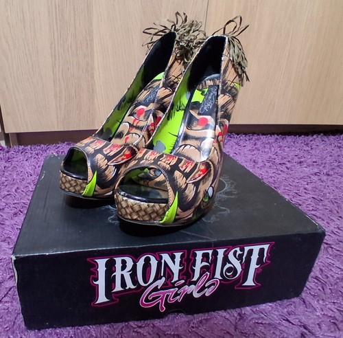 Iron fist tiki toes - iron, platform