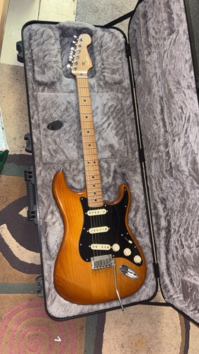 Fender ultra stratocaster - fender,