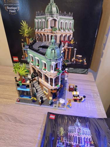 Lego icons boutique - lego, hotel