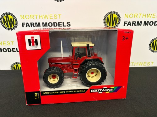 Britains 42802 scale - 1:32,