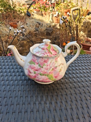 Royal albert blossom time - albert,