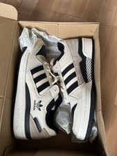 Adidas Forum Low size 9