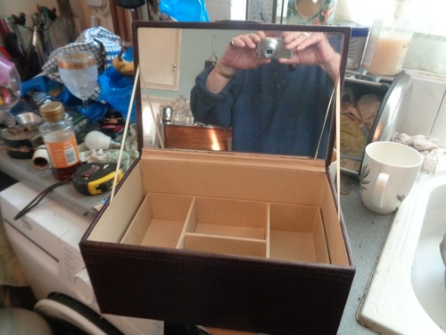 Jewellery box 11 - m, &