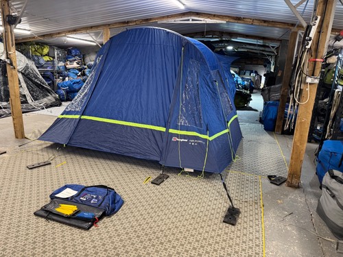 Berghaus air tent - tent, porch