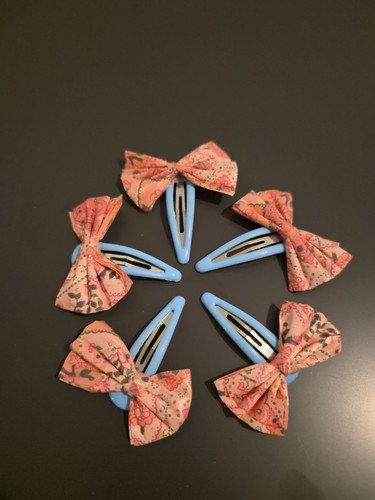 Sweet flower bow - sweet, pins